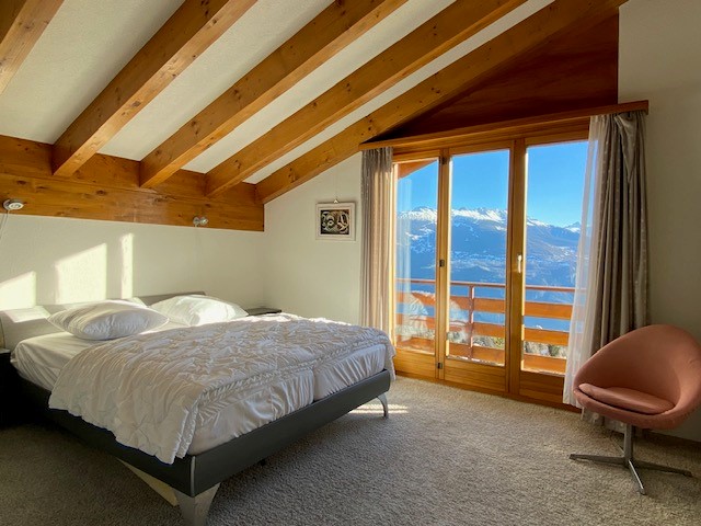 A vendre 1974 Arbaz Chalet 6.5 pièce(s)