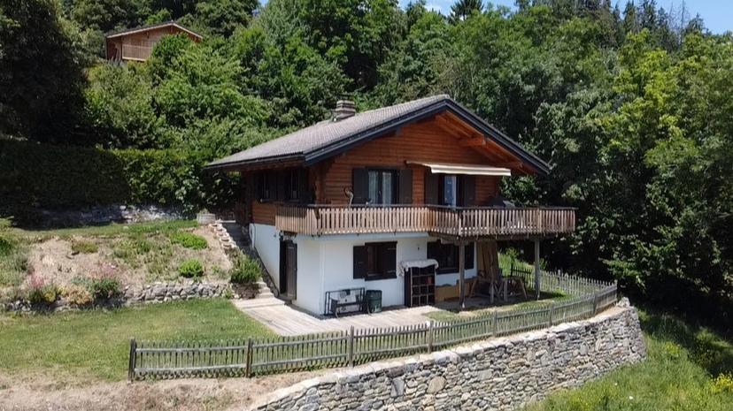 A vendre 1974 Arbaz Chalet pièce(s) 3.5